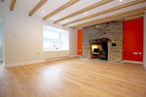 2 bedroom semi-detached house for sale, The Square, Tregony