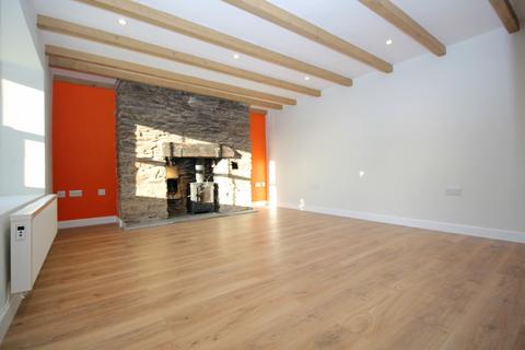 2 bedroom semi-detached house for sale, The Square, Tregony