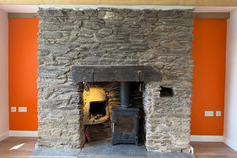 2 bedroom semi-detached house for sale, The Square, Tregony