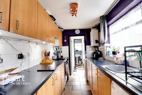 3 bedroom terraced house for sale, Balfour Street, Burton-On-Trent