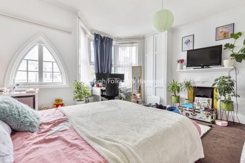 4 bedroom house to rent, Totterdown Street London SW17