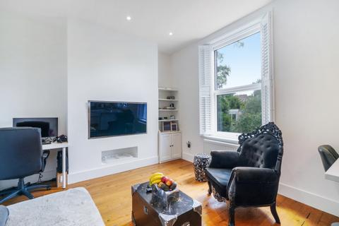 1 bedroom flat for sale, Algernon Road, London, NW6