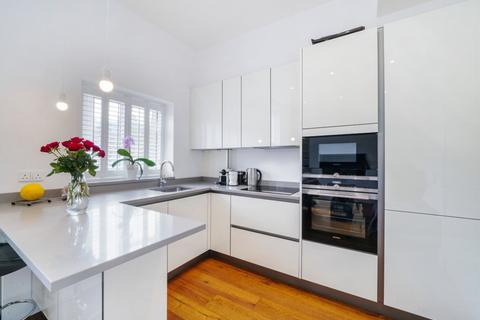 1 bedroom flat for sale, Algernon Road, London, NW6