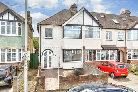 3 bedroom end of terrace house for sale, Beresford Avenue, Rochester, Kent