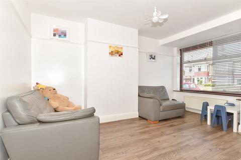 3 bedroom end of terrace house for sale, Beresford Avenue, Rochester, Kent