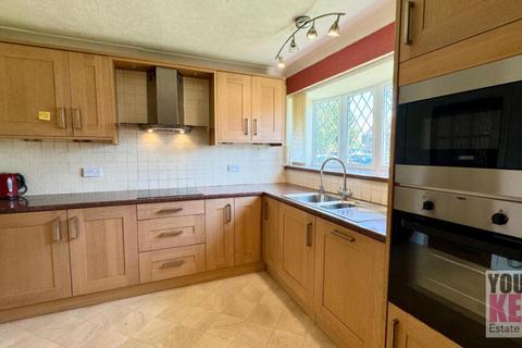 3 bedroom detached house for sale, Baldric Road, Folkestone, Kent CT20 2NR