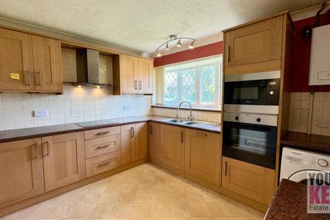 3 bedroom detached house for sale, Baldric Road, Folkestone, Kent CT20 2NR