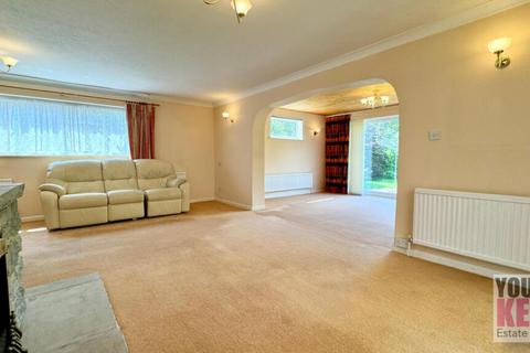 5 Baldric Road, Folkestone, CT20 2NR