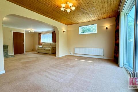 5 Baldric Road, Folkestone, CT20 2NR