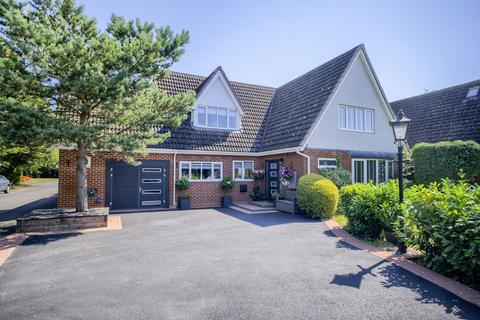 27 Glebe Fields, Curdworth, Sutton Coldfield, B76 9ES