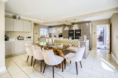 27 Glebe Fields, Curdworth, Sutton Coldfield, B76 9ES