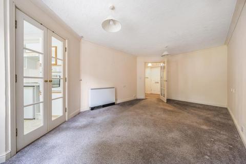 1 bedroom retirement property for sale, Banbury,  Oxfordshire,  OX16