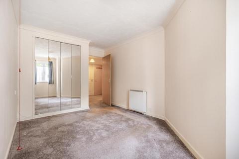 1 bedroom retirement property for sale, Banbury,  Oxfordshire,  OX16