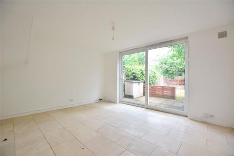 3 bedroom terraced house to rent, Holly Hedge Terrace, London, SE13