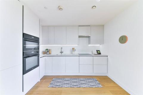 2 bedroom apartment for sale, York Way, London, N1C