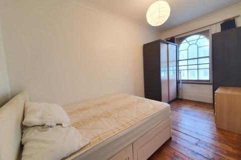 1 bedroom apartment to rent, Spring Street, Paddington W2