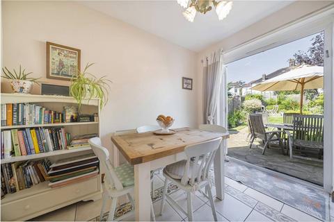 4 bedroom semi-detached house for sale, Hillcote Avenue, Norbury, London, SW16