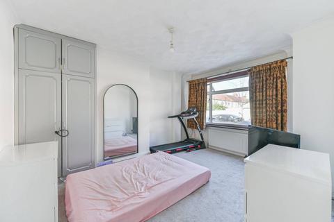 114 Harcourt Road, Thornton Heath, CR7 6BW