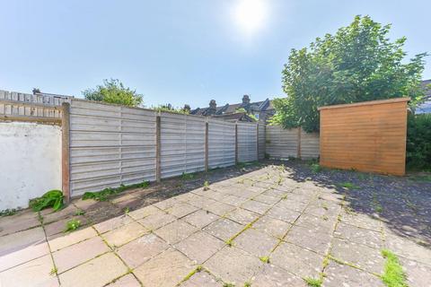 114 Harcourt Road, Thornton Heath, CR7 6BW