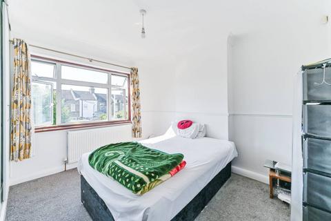 114 Harcourt Road, Thornton Heath, CR7 6BW
