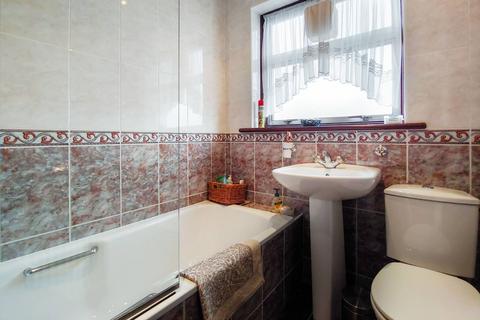 114 Harcourt Road, Thornton Heath, CR7 6BW