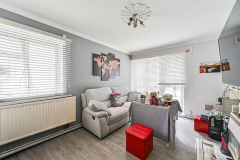 2 bedroom flat for sale, Earlswood House, Streatham, London, SW2