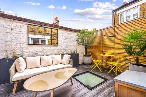 4 bedroom terraced house to rent, Wyndham Mews, London, W1H