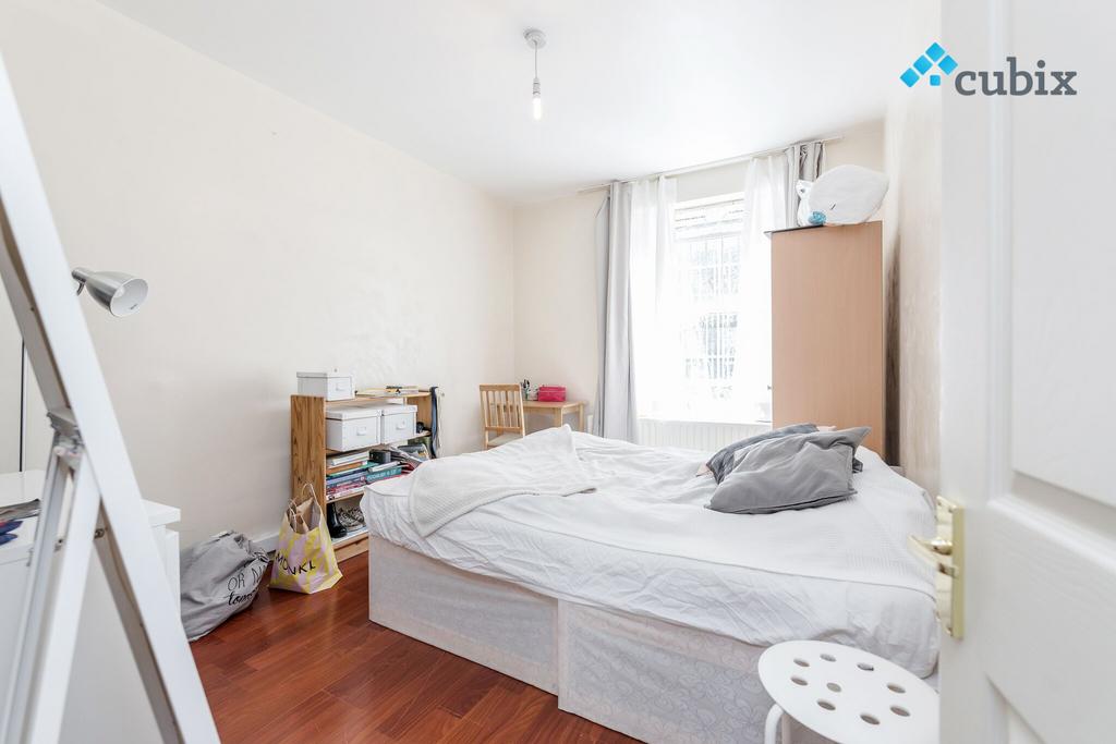 Apartment in London - More