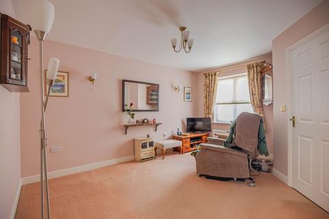 3 bedroom semi-detached house for sale, Loiret Crescent, Malmesbury, SN16