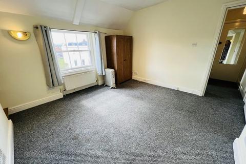 1 bedroom terraced house to rent, Bath Road, Cheltenham, Gloucestershire, GL53