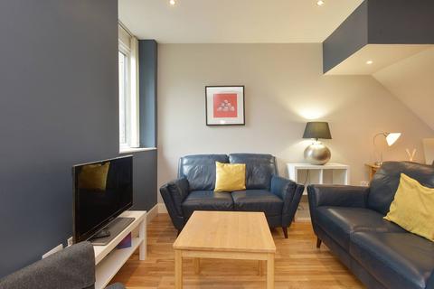 2 bedroom flat for sale, 17/3 Caledonian Road, Dalry, Edinburgh, EH11 2DA