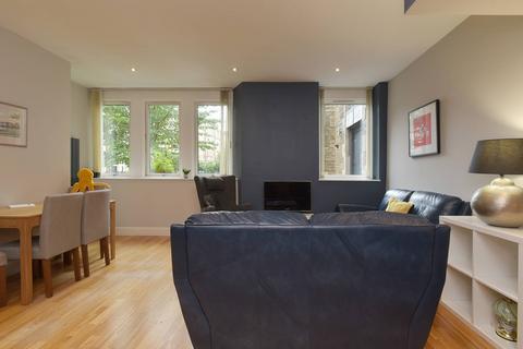 Flat 3, 17 Caledonian Road, Edinburgh, EH11 2DA