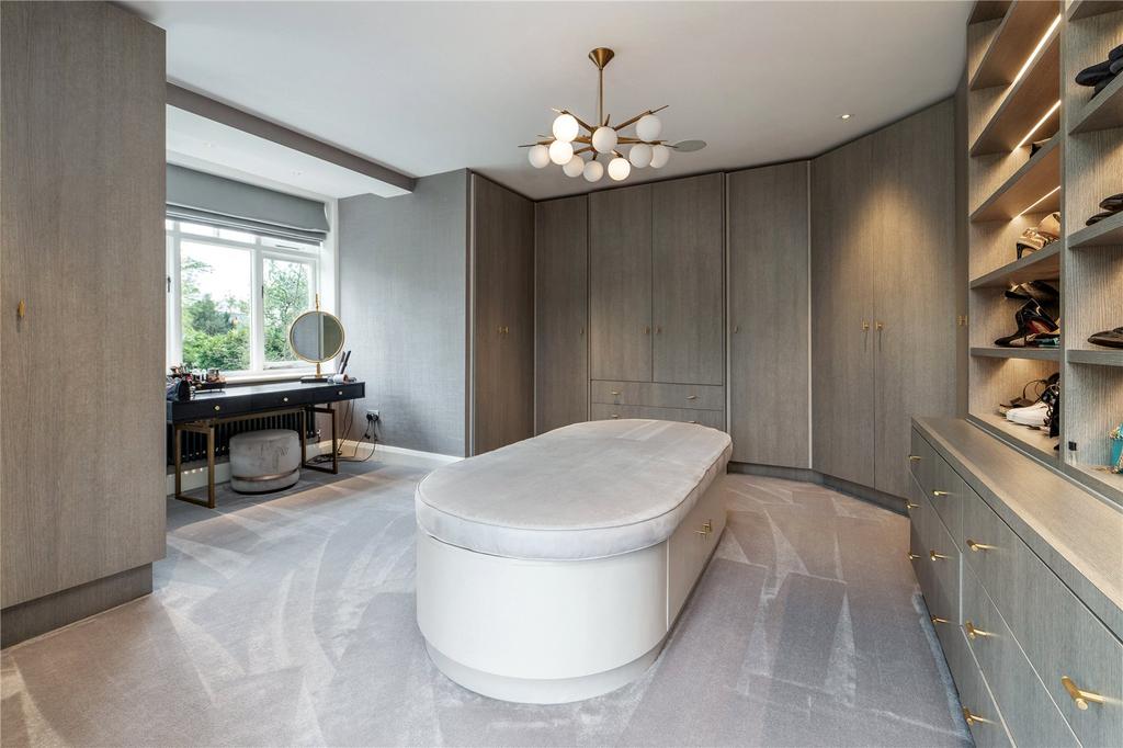 Dressing Area