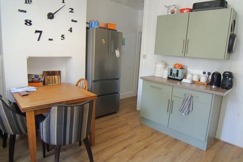 3 bedroom house for sale, Market Street, Ventnor PO38