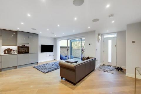 2 bedroom townhouse for sale, 8A, Surbiton Hill Road, Surbiton, London, KT6 4TP