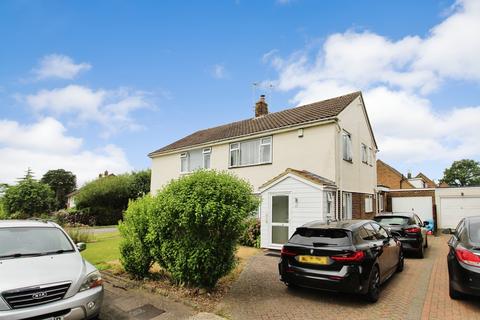 3 bedroom semi-detached house for sale, Gossops Green Lane, Crawley, West Sussex. RH11 8DT