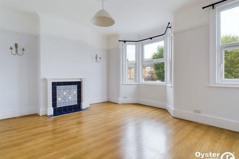 1 bedroom flat to rent, Hertford Road, Enfield, EN3