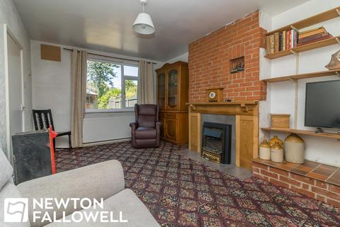 11 Hallcroft Road, Retford, DN22 7LE