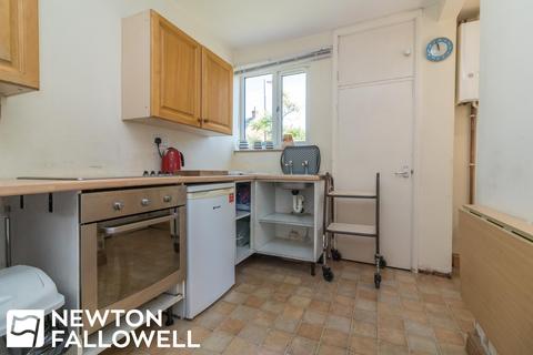 11 Hallcroft Road, Retford, DN22 7LE