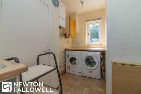 11 Hallcroft Road, Retford, DN22 7LE