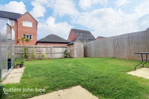 3 bedroom semi-detached house for sale, Cattle Way, Crewe