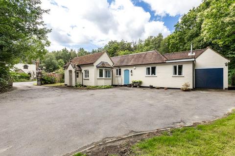 4 bedroom bungalow for sale, Wallage Lane, Rowfant, CRAWLEY, West Sussex, RH10