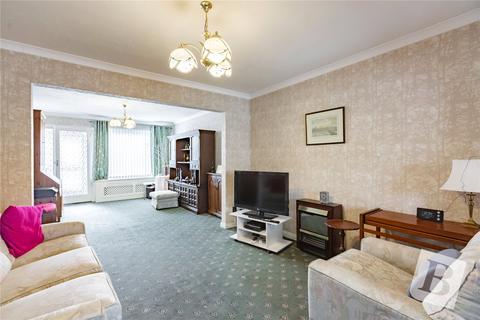 25 Berkeley Drive, Hornchurch, RM11 3PZ