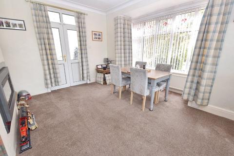 3 bedroom detached house for sale, Tong Road, Leeds, West Yorkshire