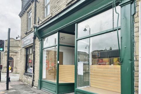 Property to rent, Market Street, Milnsbridge, Huddersfield, HD3