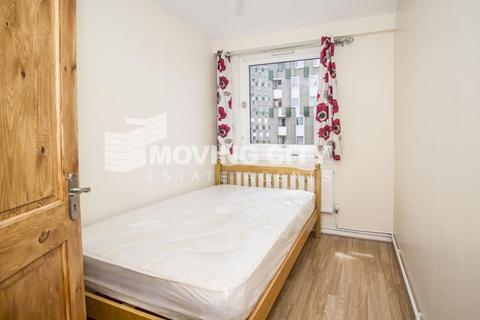 4 bedroom flat to rent, Mace Street, London E2