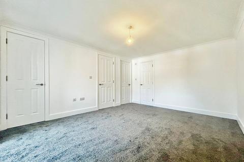 2 bedroom apartment to rent, London Road, Slough SL3