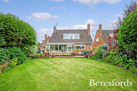 4 bedroom detached house for sale, Mayfield Road, Writtle, CM1