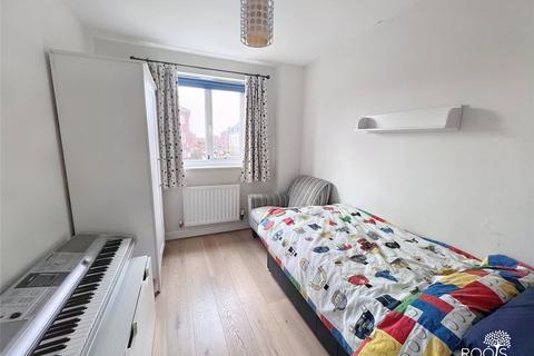 18 Coldstream Way, Thatcham, RG19 4PS