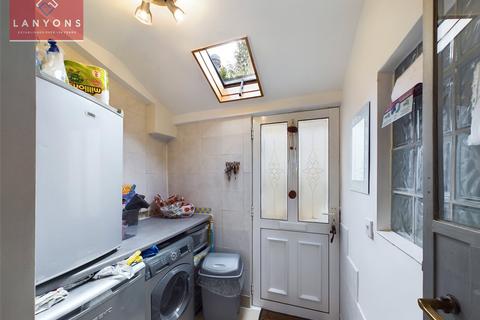 8 Llanwonno Road, Porth, CF39 0HU